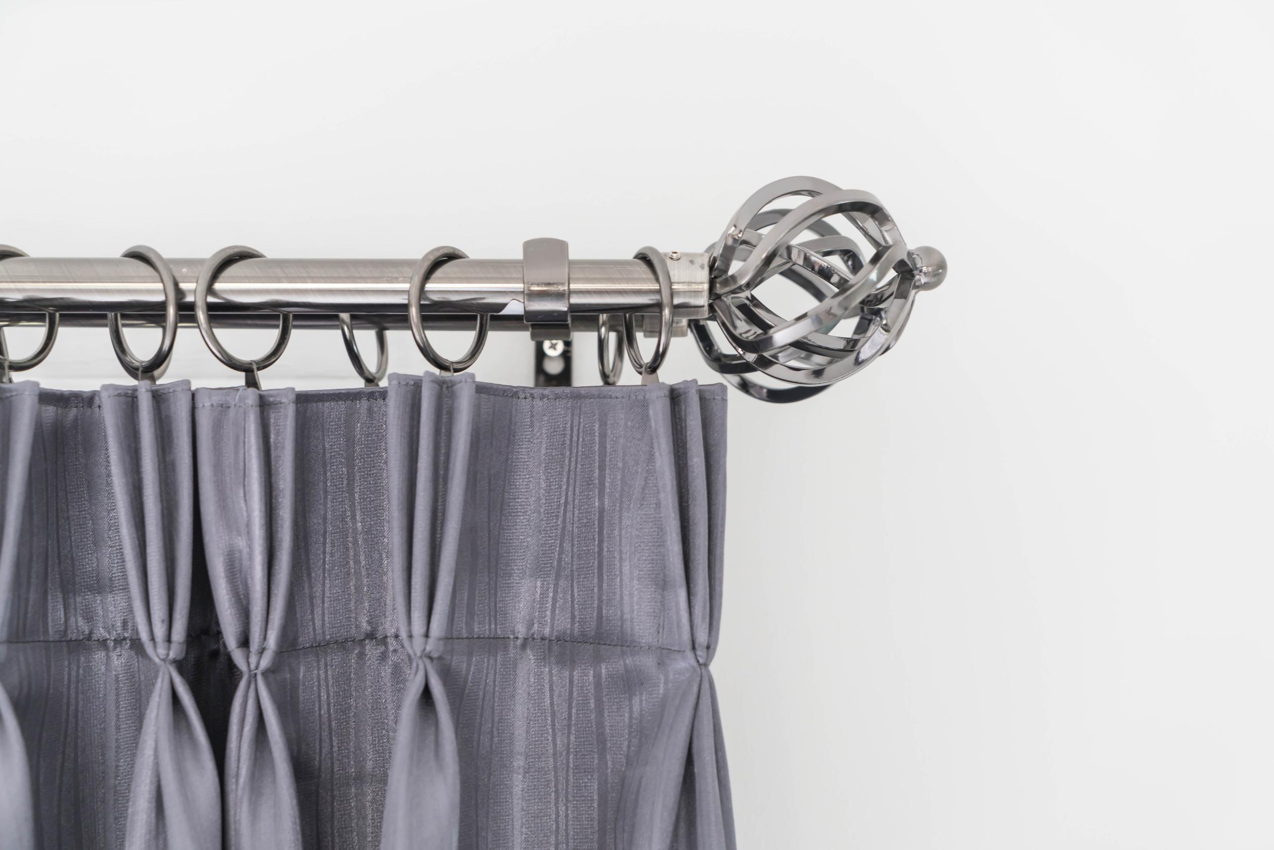 Curtain